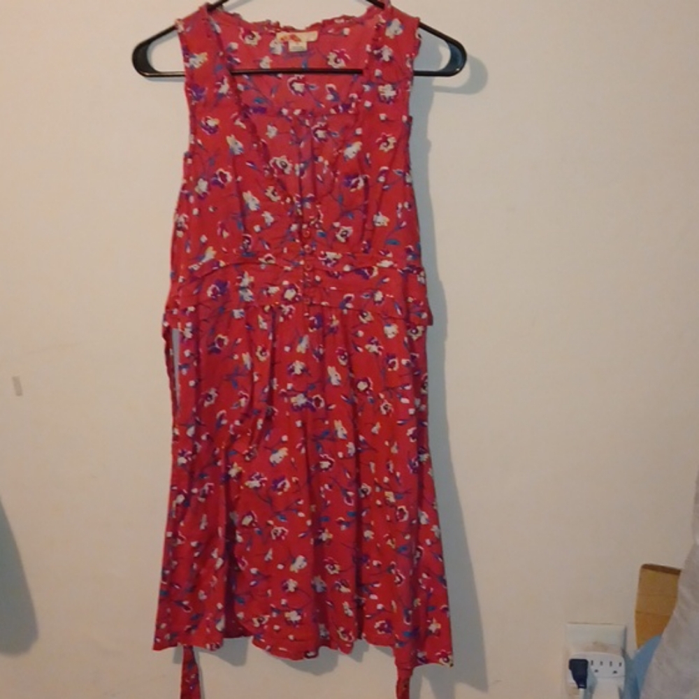 Women juniors sleeveless dress size M